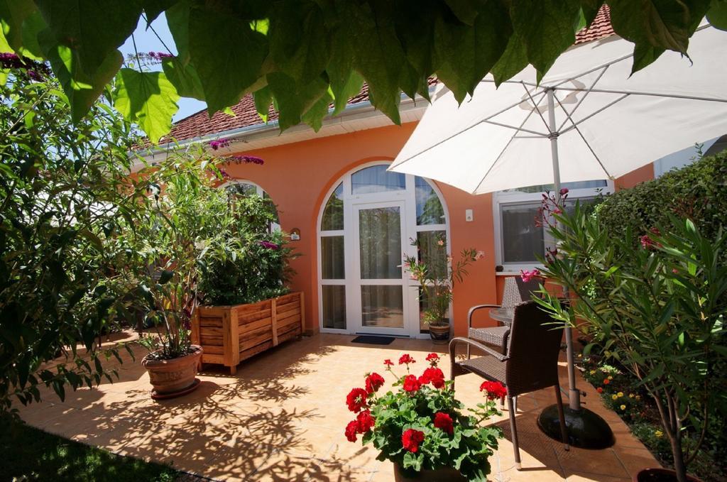 Villa Viola Spa&Garden Gyula Exterior photo
